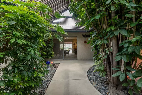 Sunland, CA 91040,8815 Riderwood DR