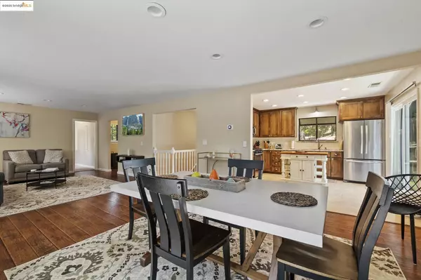 Twain Harte, CA 95383-9736,17801 Lark