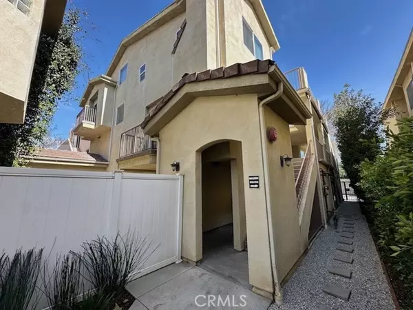 Lake Balboa, CA 91406,6446 Woodley AVE 3