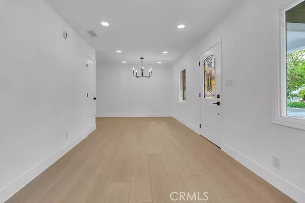 Los Angeles, CA 90042,409 N Avenue 54
