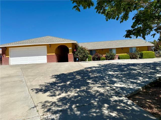 Hesperia, CA 92345,7218 Dalscote ST