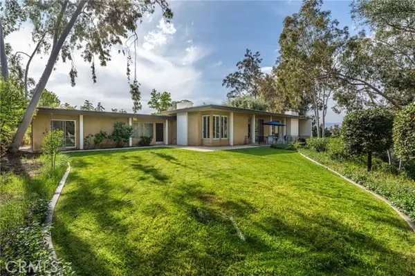 Redlands, CA 92373,1714 Chapparal RD