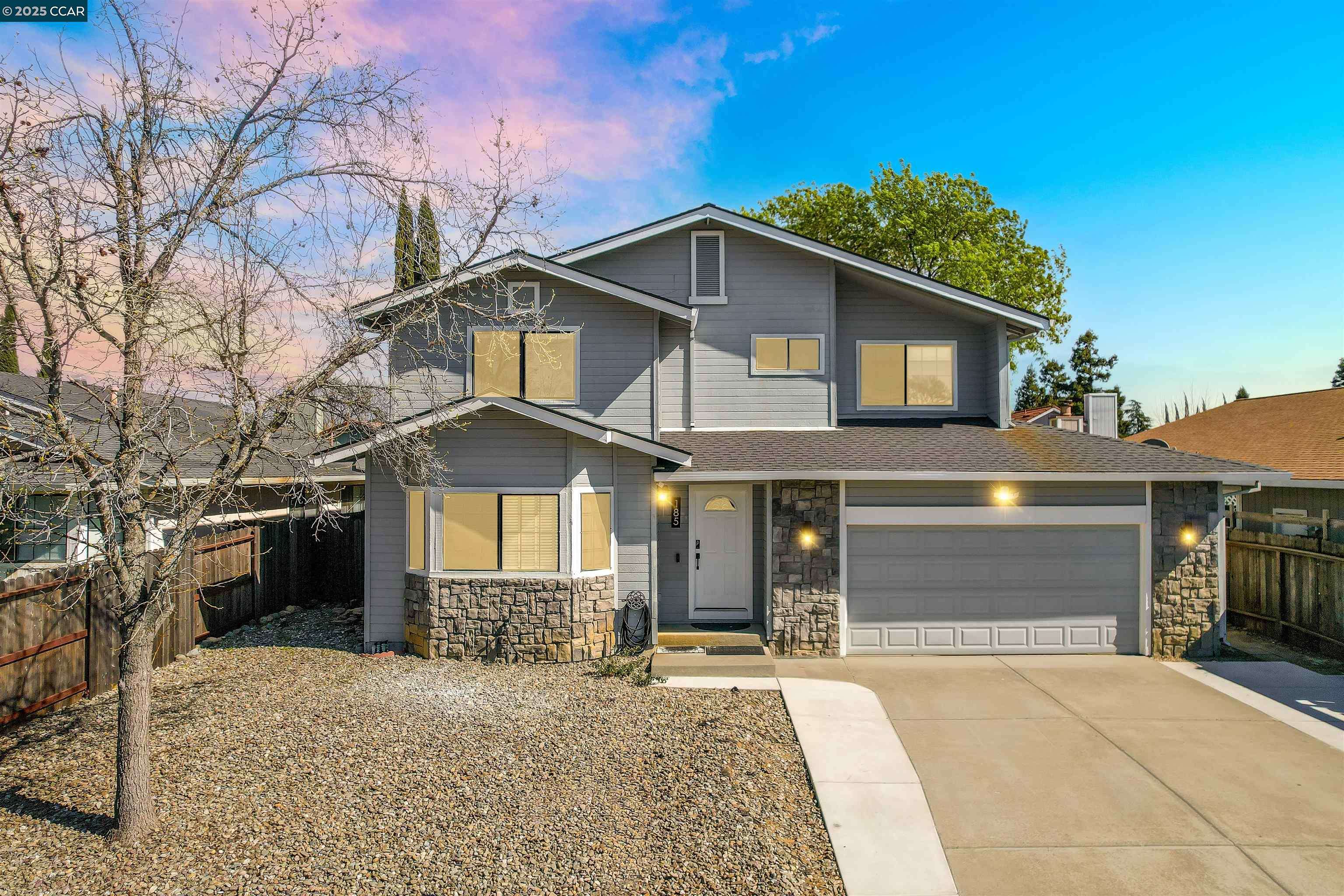 185 Woodridge Cir, Vacaville, CA 95687