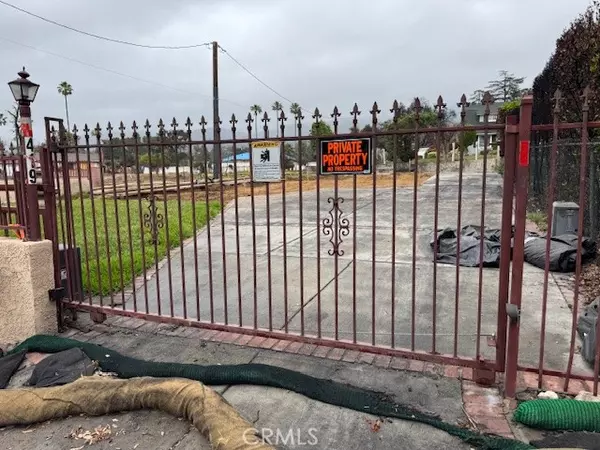 Altadena, CA 91001,419 W Altadena DR