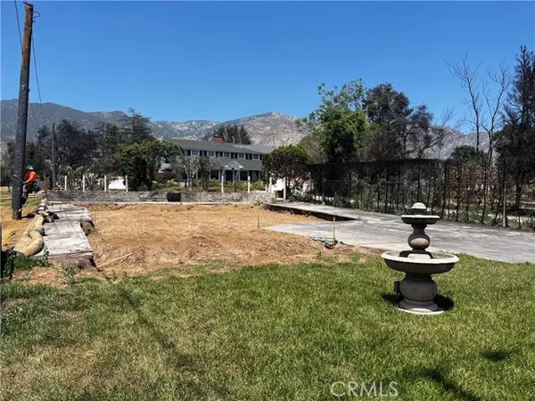 Altadena, CA 91001,419 W Altadena DR