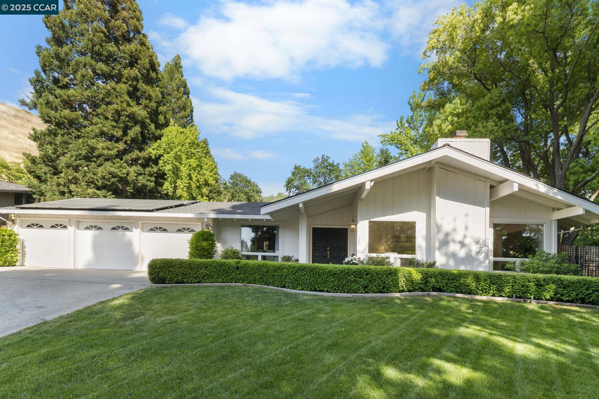 120 Heritage Oaks Pl, Alamo, CA 94507