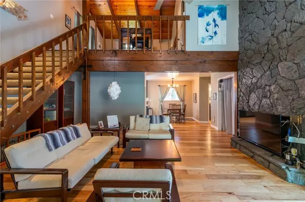 Running Springs, CA 92382,31045 Valley Oak DR