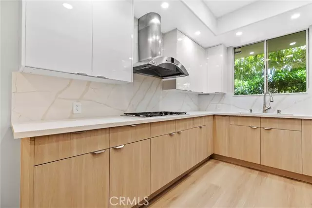 12633 Moorpark ST 111, Studio City, CA 91604