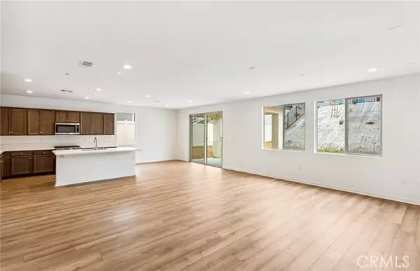 Lake Elsinore, CA 92530,4180 Larchwood LN