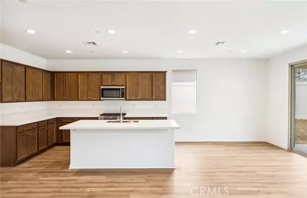 Lake Elsinore, CA 92530,4180 Larchwood LN