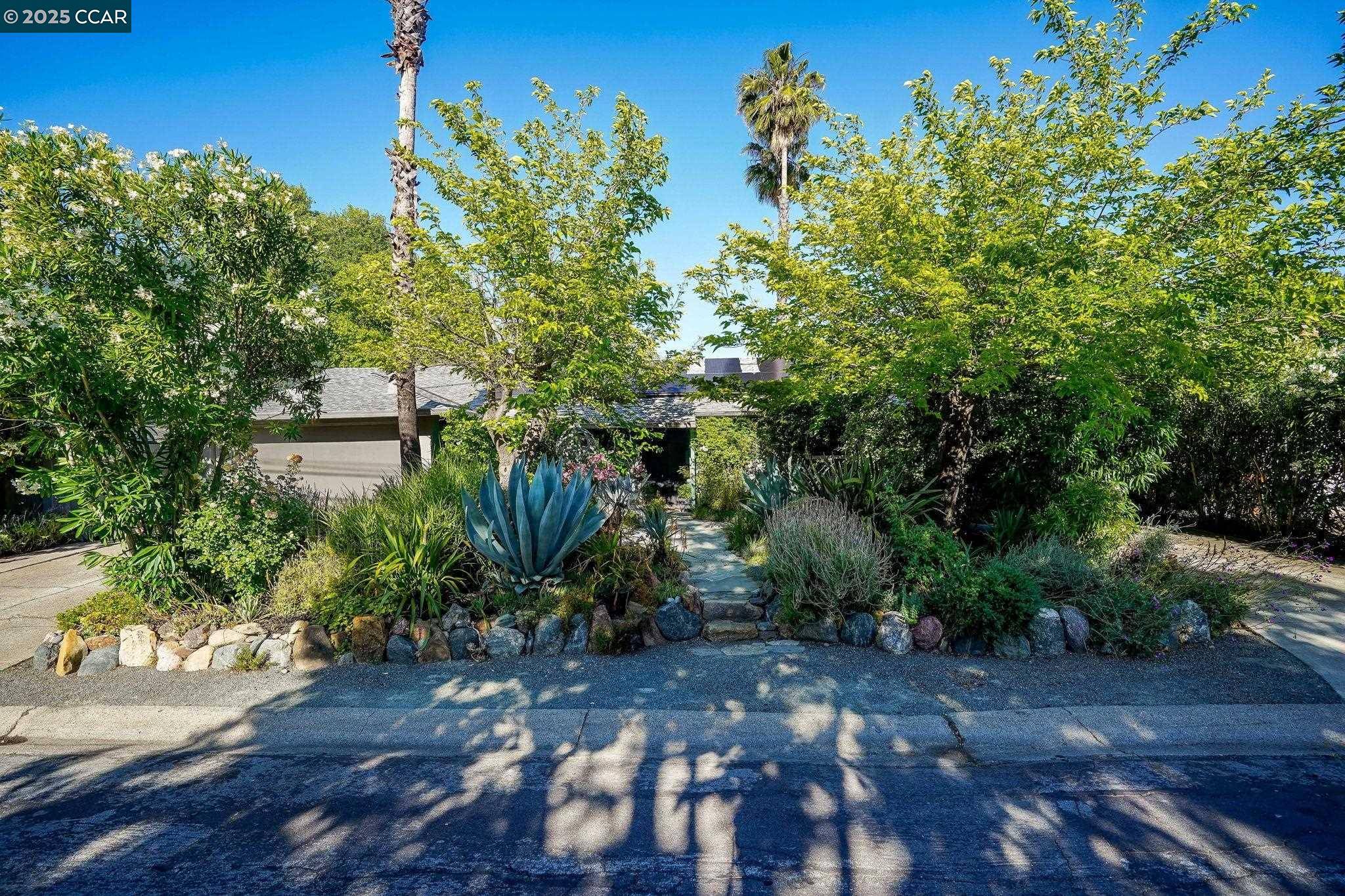 Pleasant Hill, CA 94523,1919 Helen Rd
