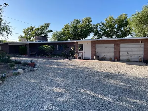 13127 E Avenue W11, Pearblossom, CA 93553