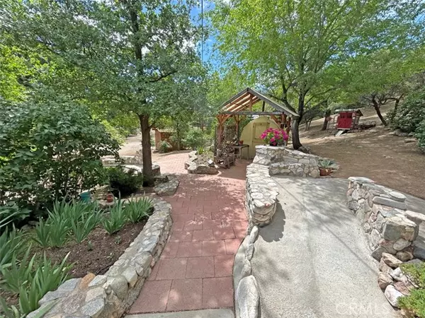 Lake Hughes, CA 93532,26770 Pine Canyon RD