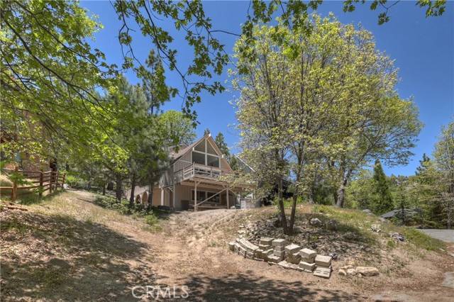 Lake Arrowhead, CA 92352,27559 North Bay