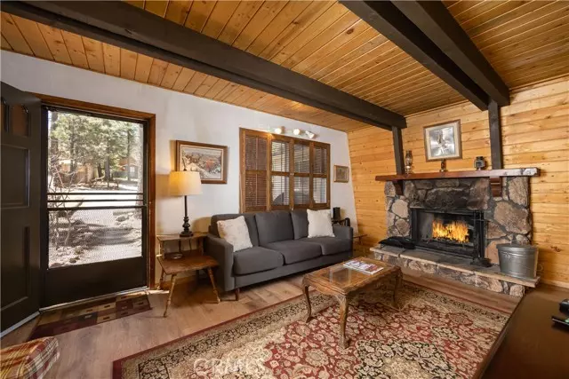 42554 Cedar AVE, Big Bear Lake, CA 92315