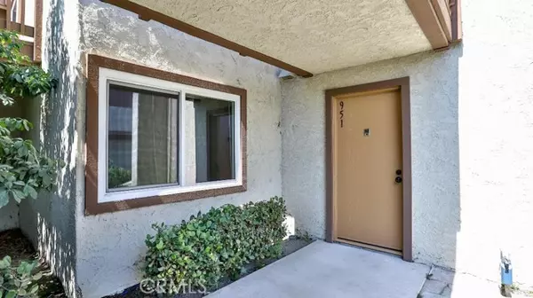 Anaheim, CA 92805,951 S Citron ST 5