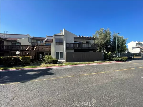 Anaheim, CA 92805,951 S Citron ST 5