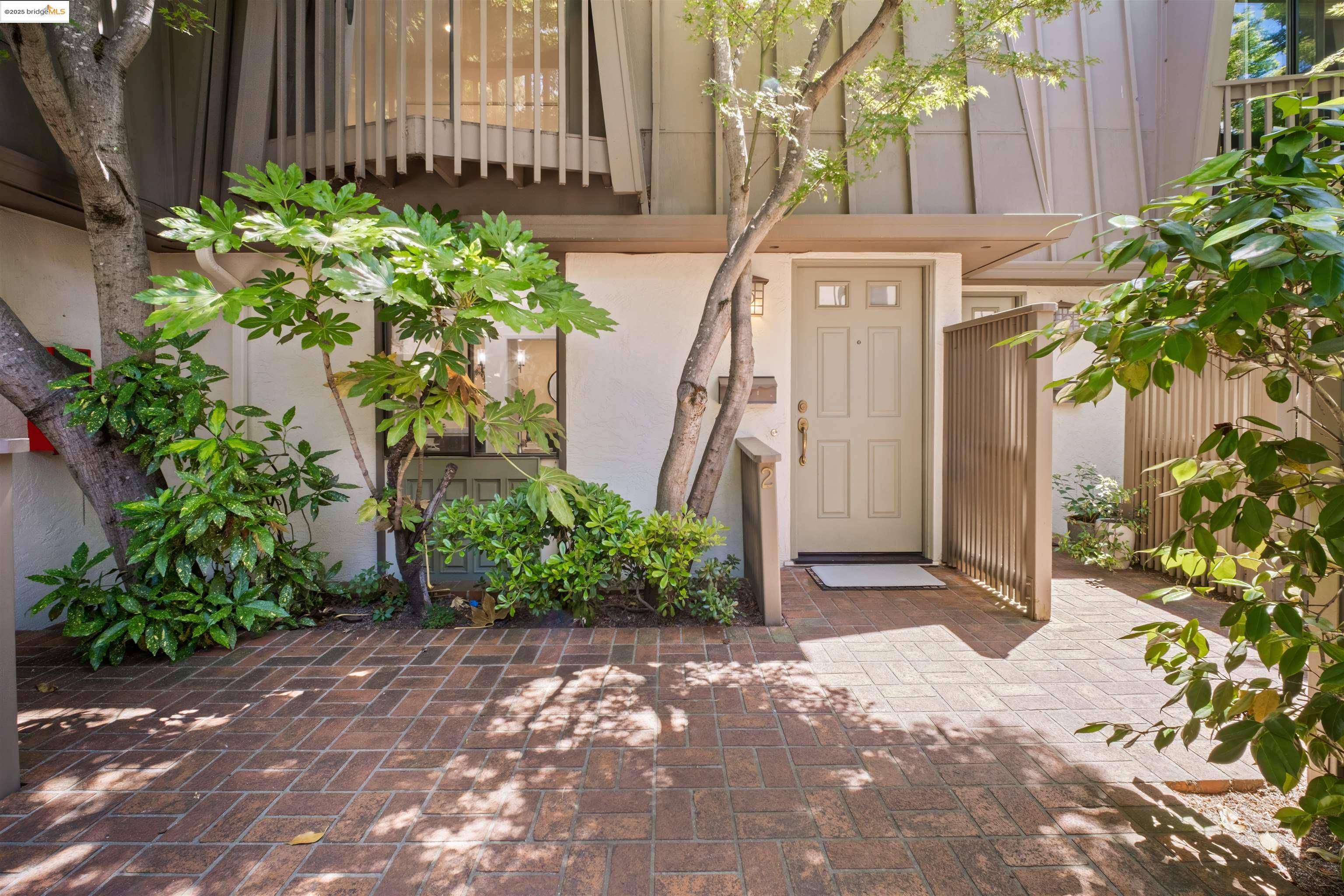 917 Hough Ave 2, Lafayette, CA 94549