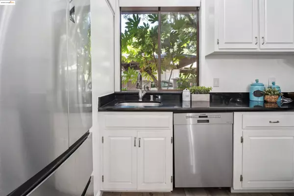 Lafayette, CA 94549,917 Hough Ave 2