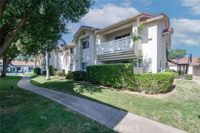 Fresno, CA 93720,1542 E Alluvial AVE 258