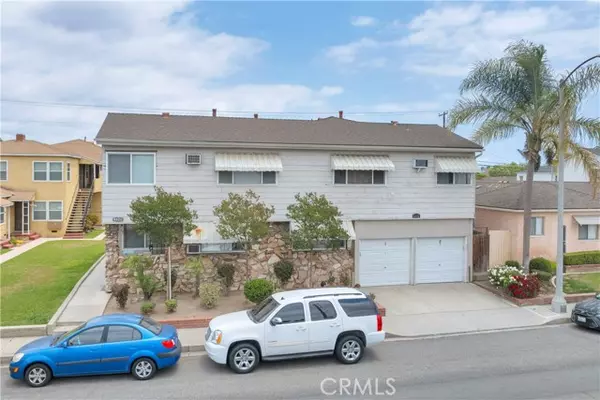Long Beach, CA 90808,4426 N Lakewood BLD