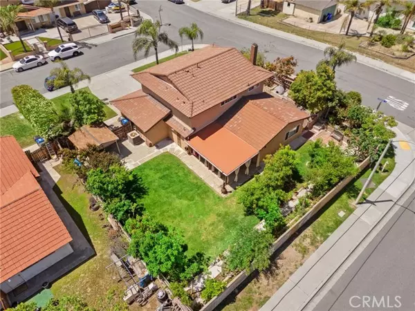 756 W Fontlee LN, Rialto, CA 92376