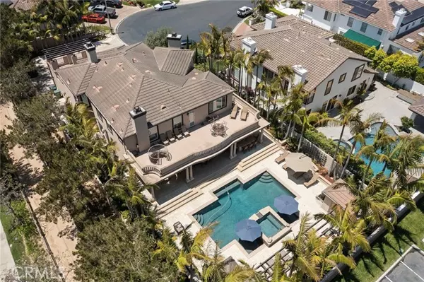 18976 Rockinghorse LN, Huntington Beach, CA 92648