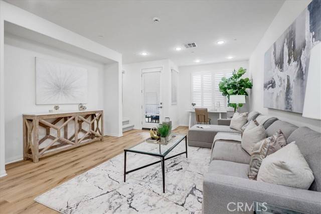 148 Capricorn, Irvine, CA 92618