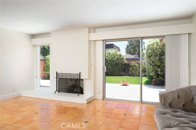 Irvine, CA 92612,14 Satinwood WAY