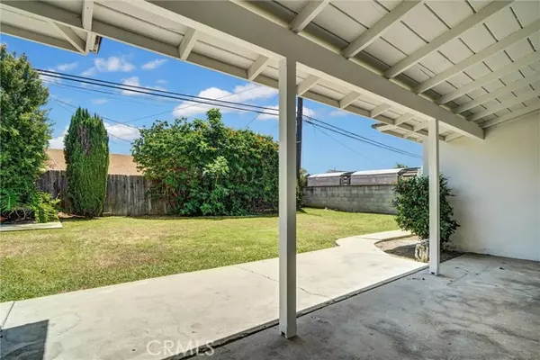 Whittier, CA 90605,9452 Greening AVE