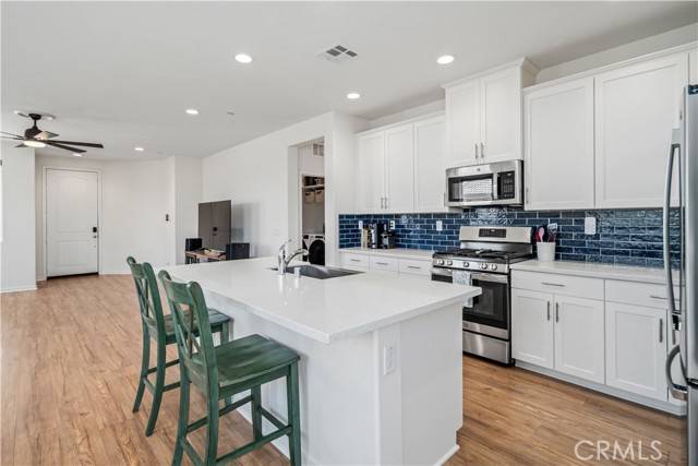 3615 SANTA MONICA CT, Rosamond, CA 93560