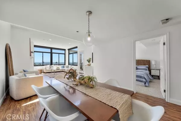 Redondo Beach, CA 90277,110 The Village 503