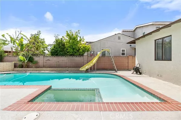 Norwalk, CA 90650,11676 Chesterton ST