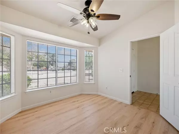 Apple Valley, CA 92307,15464 Erie RD