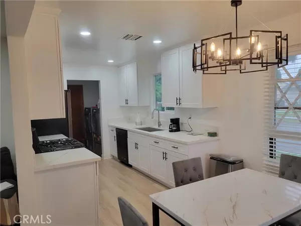 Lakewood, CA 90715,11702 Rockwall ST