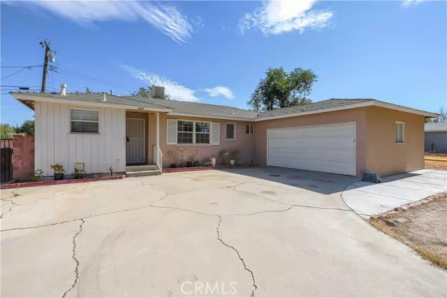 438 E Avenue R5, Palmdale, CA 93550