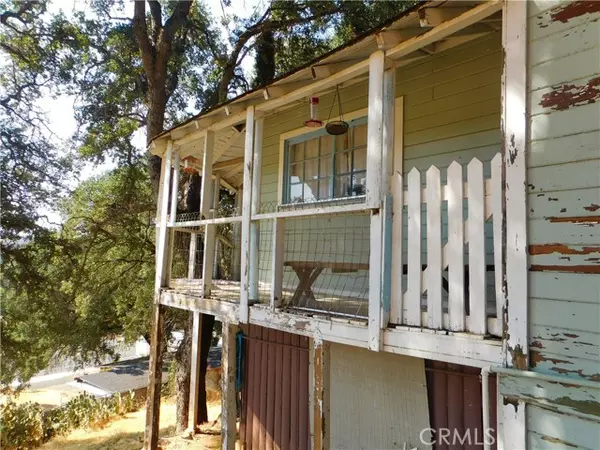 Clearlake Oaks, CA 95423,12861 Lakeview DR