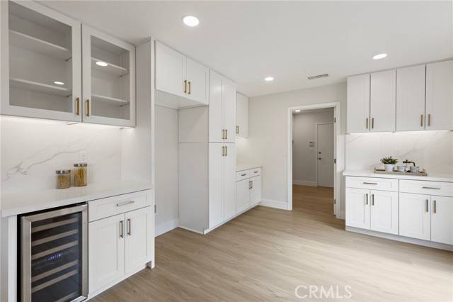 Downey, CA 90240,7848 Calmcrest DR