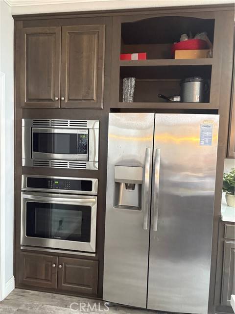 Irvine, CA 92618,14851 Jeffrey RD 107