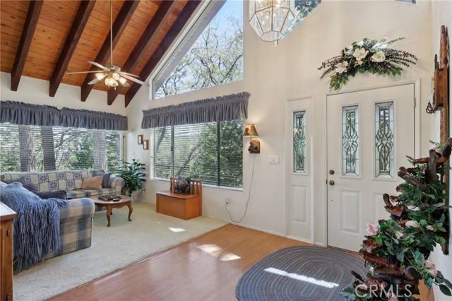 24571 Albrun DR, Crestline, CA 92325