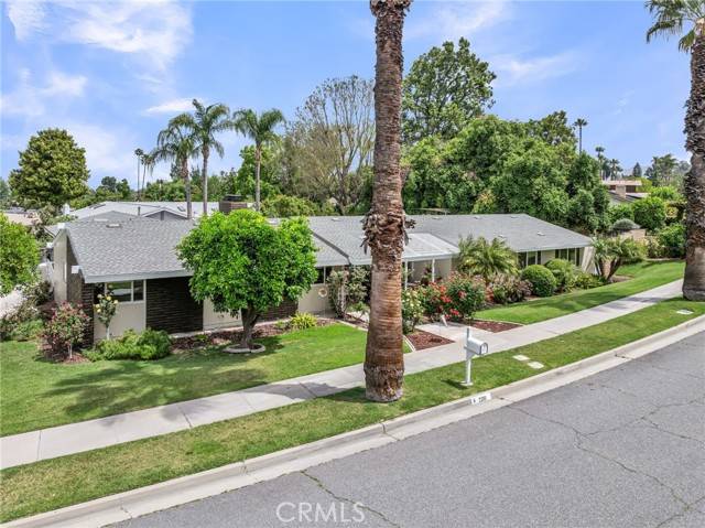 Riverside, CA 92506,2201 Archdale ST