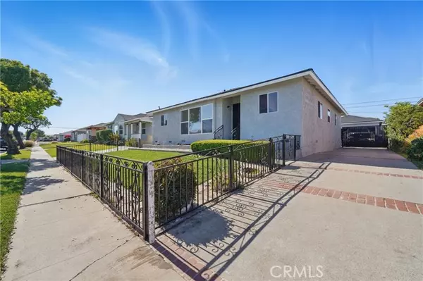 Compton, CA 90222,1509 W 138th ST