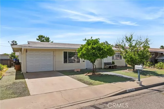 881 Majela LN, Hemet, CA 92543