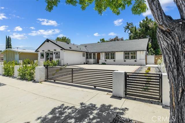 22306 Marlin PL, Canoga Park, CA 91303