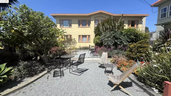 444 40th St, Oakland, CA 94609-2592