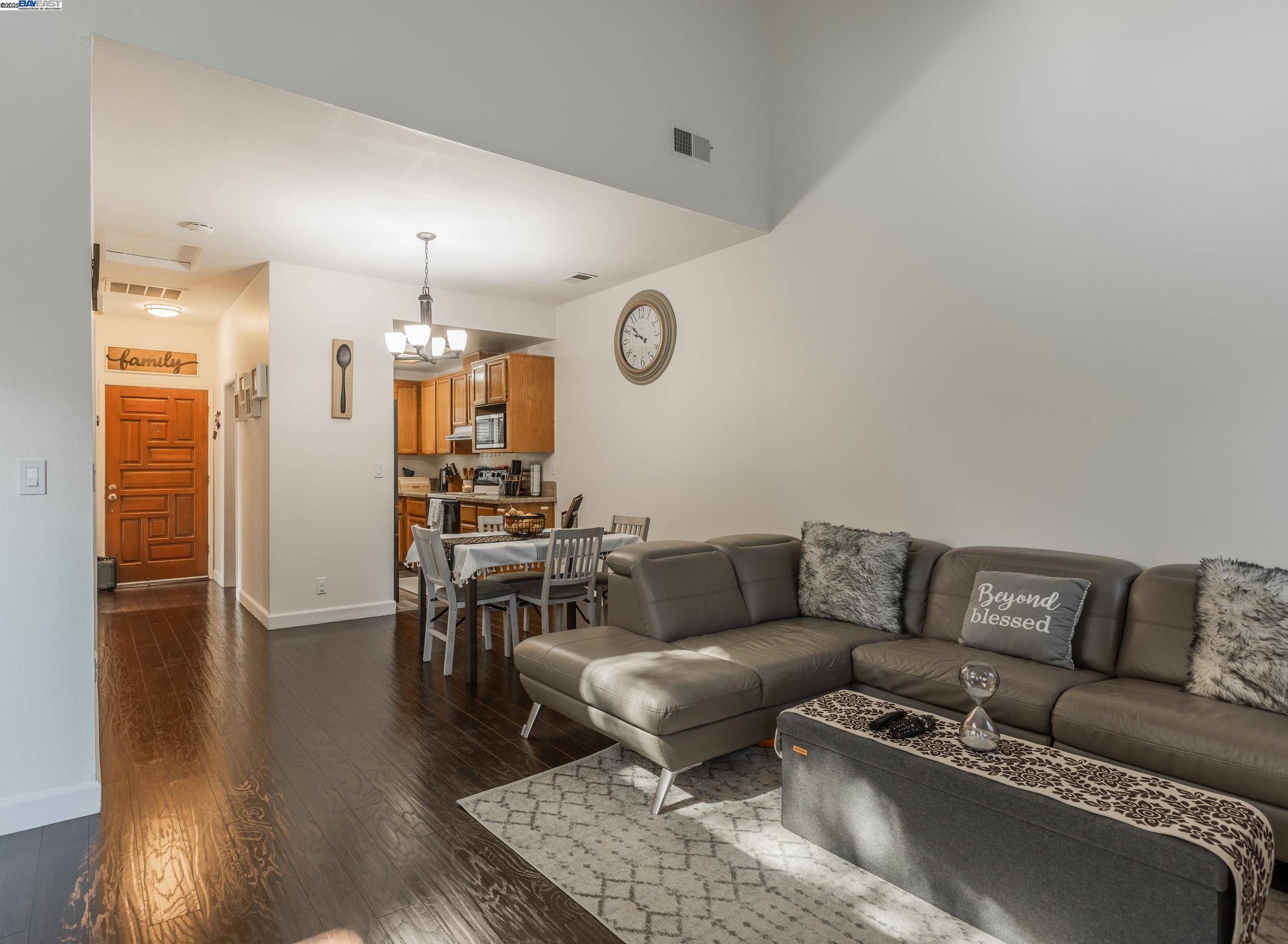 Pleasanton, CA 94566,286 Birch Creek Dr