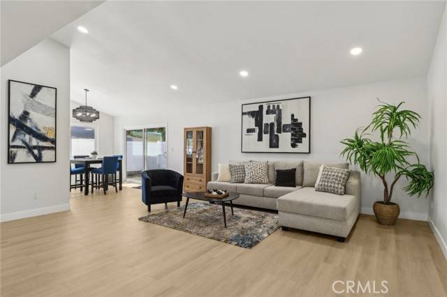 12548 Terra Bella ST, Pacoima, CA 91331