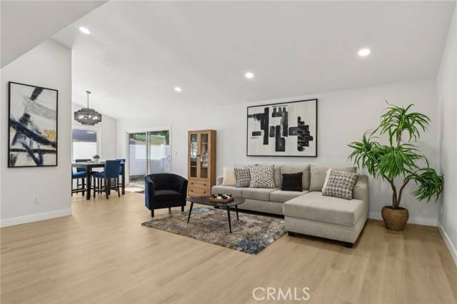 12548 Terra Bella ST, Pacoima, CA 91331