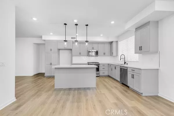 Ontario, CA 91764,980 N Tangent Privado 101