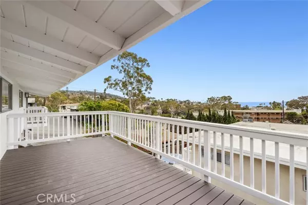 Laguna Beach, CA 92651,135 High DR